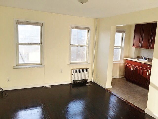 1st image of 2125 29th St #3