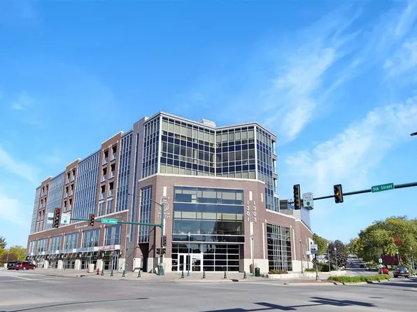 1303 5th St Unit 506, Coralville, IA 52241
