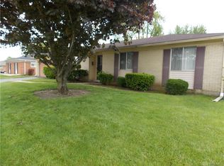612 Ellsworth Dr, Dayton, OH 45426