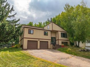 5 Piedmont Ct, Madison, WI 53711