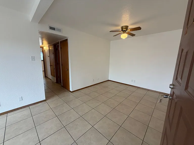 1307 Rufina Ln #3 — Photo 8