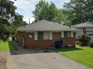 150 Yambor St, Toledo, OH 43605