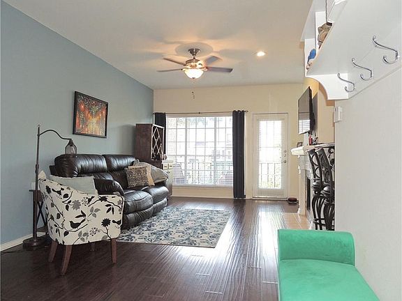 4th image of 2415 Southlake Ct
