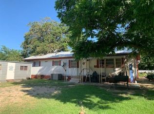 161 Arlington St, Whitney, TX 76692