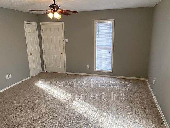 4th image of 3757 Walsingham Dr