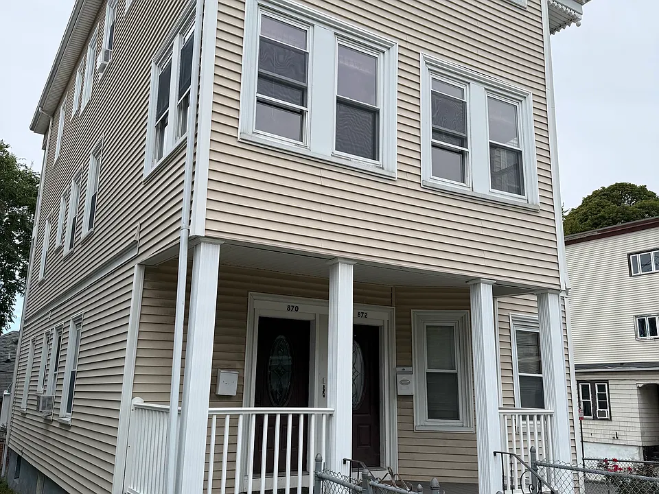 870 Broadway #2