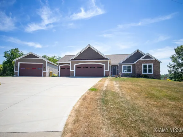 7774 Timpson Ave SE, Alto, MI 49302