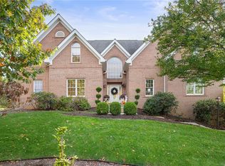 727 Augusta Dr, Bridgeville, PA 15017