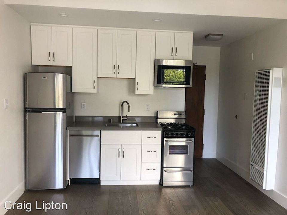 1st image of 1428 Steiner St #10