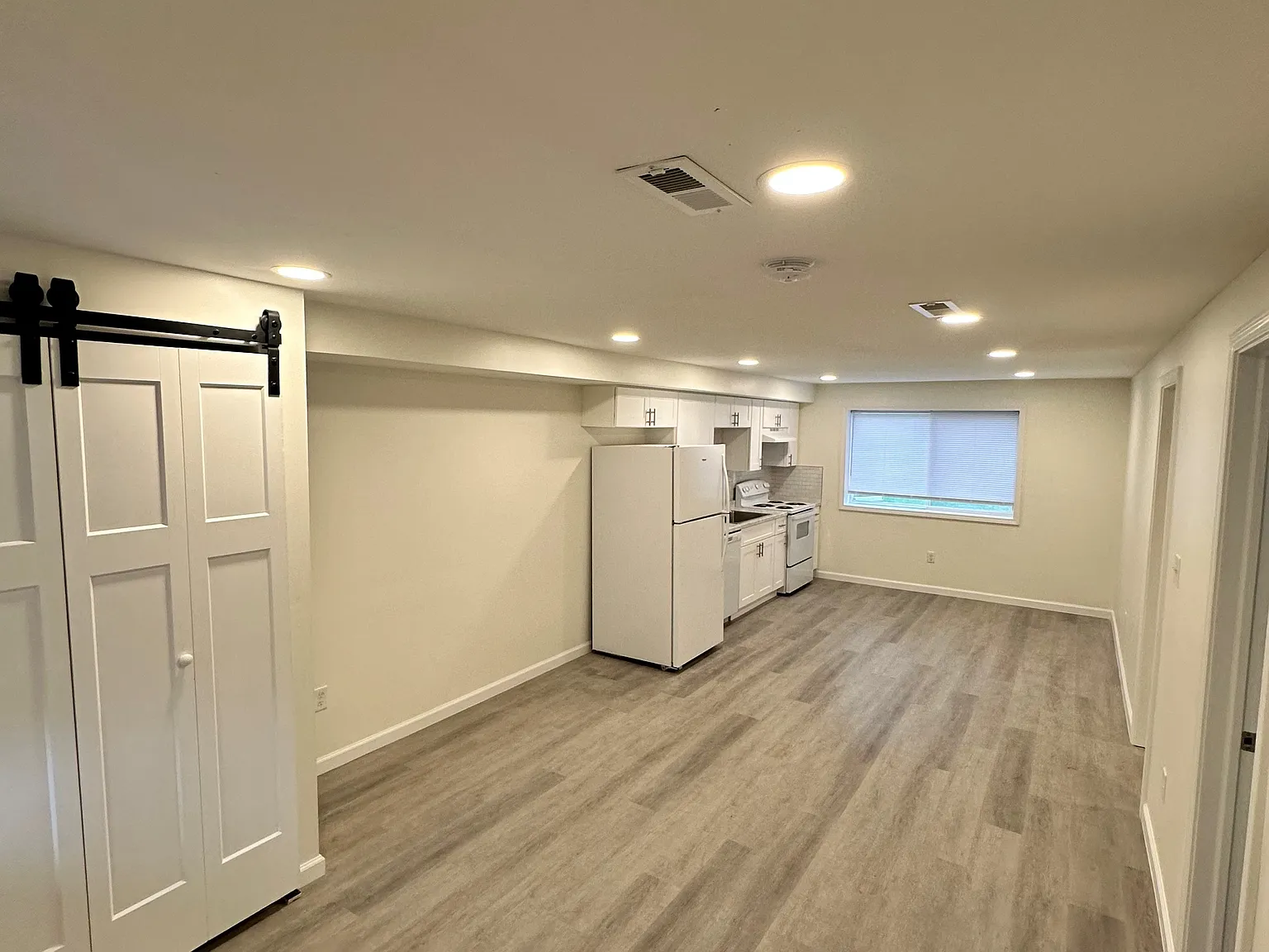 1 bed, 580 sqft, $1,000 — Photo 3