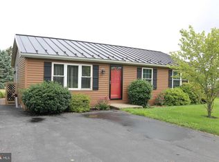 2718 Furnace Rd, Felton, PA 17322