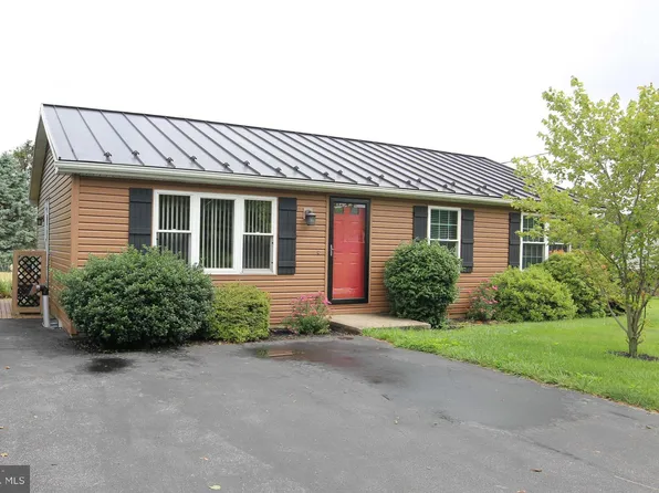 2718 Furnace Rd, Felton, PA 17322