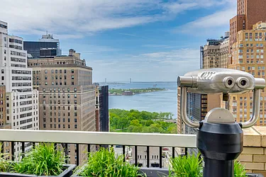 Rented by Brown Harris Stevens