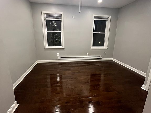 3rd image of 3128 W Montgomery Ave Floor 2