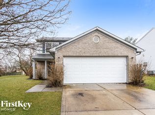 8915 Stonewall Dr, Indianapolis, IN
