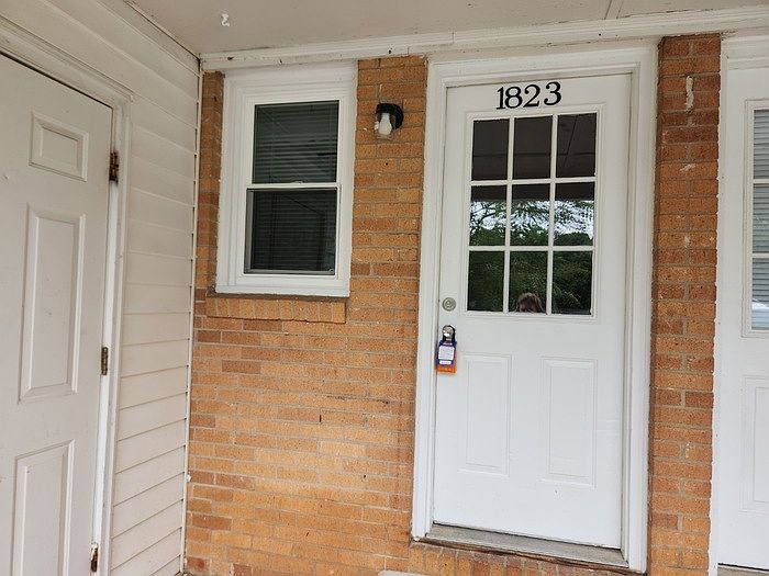 1st image of 1809 Mountainbrook Dr #1823