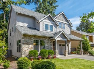 8809 SW Scheckla Dr, Tigard, OR 97224