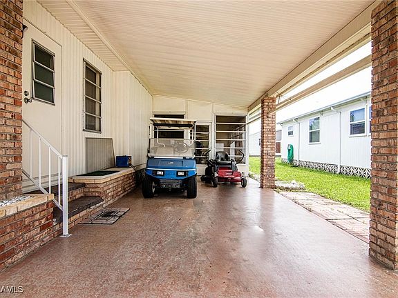 3rd image of 3384 Rainbow Ln
