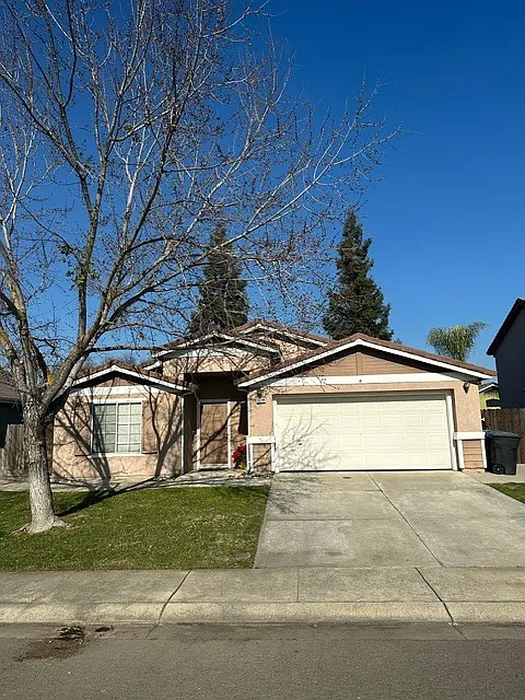 2017 Hickory Ct photo 1