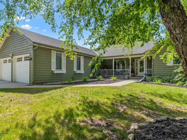 1417 Fairway Dr, Faribault, MN 55021