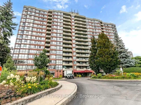 100 Observatory Ln #308, Richmond Hill, ON L4C 1T4