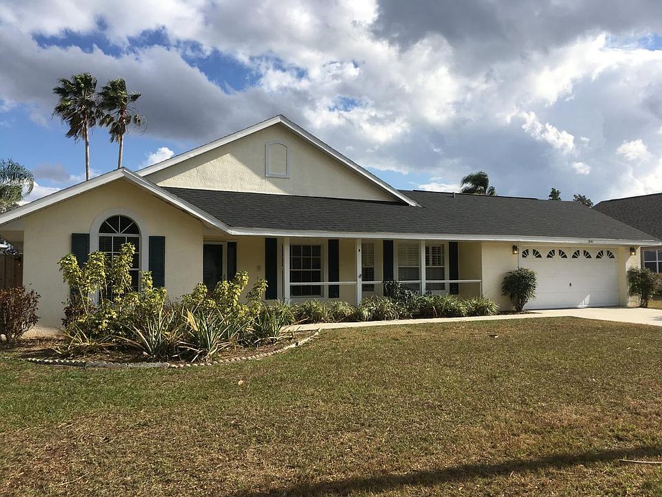 1st image of 300 Sunridge Woods Blvd