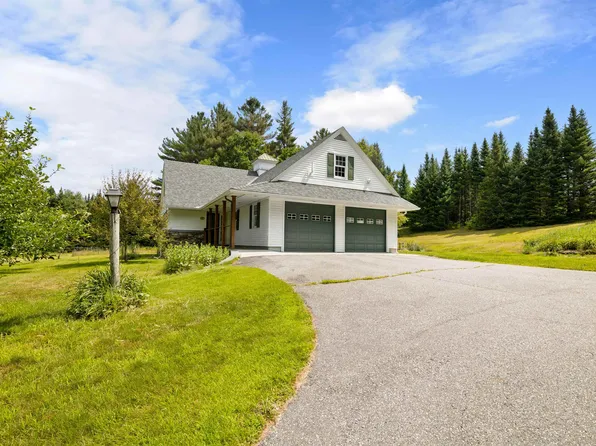 186 Fairwood Parkway East Street, Morristown, VT 05661