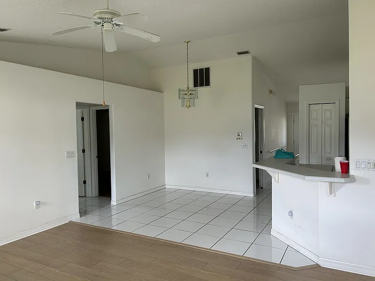 2 Lamar Ln — Photo 7