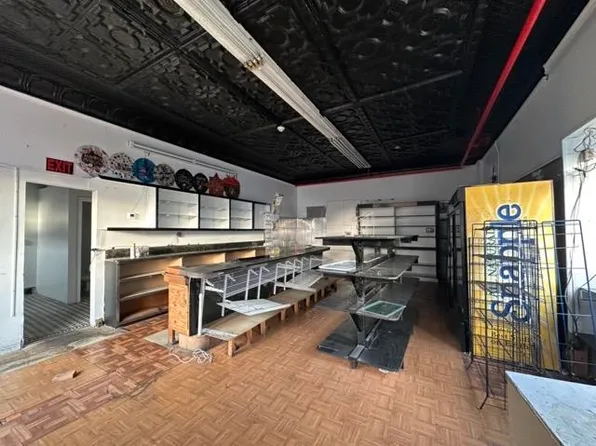 650 Kennedy Boulevard image 4 of 24