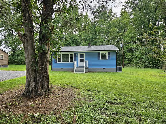 2nd image of 220 Scarlett Ln