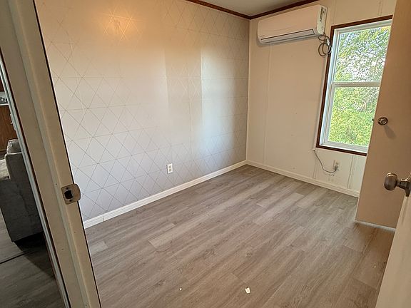 5th image of 203 County Road 547