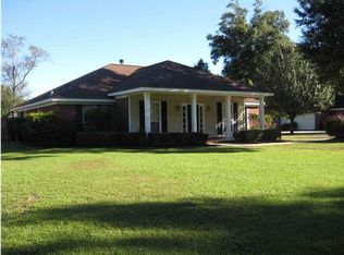 555 Margiana Dr, Satsuma, AL 36572