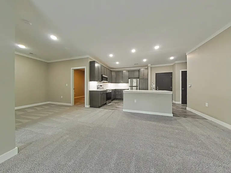 Altair Luxury Apartments — Photo 52