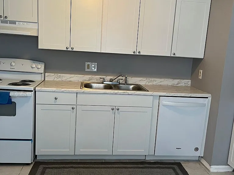 8448 Fury Dr — Photo 5