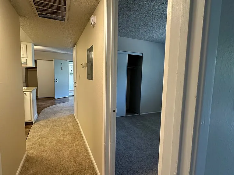 Northridge Terrace Apartments at 4900-4948 Stamas Lane, Fair Oaks California — Photo 64