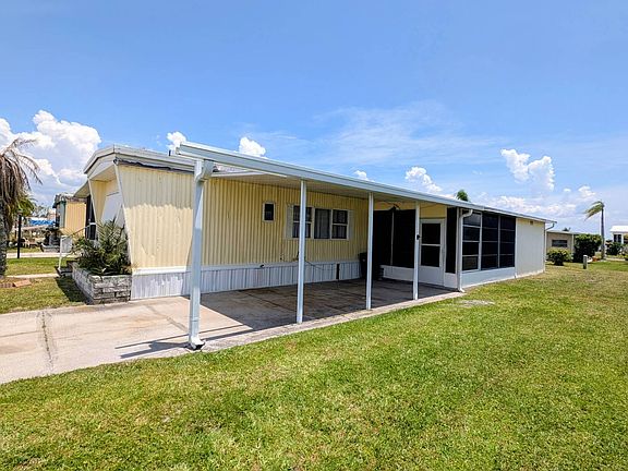 3rd image of 4112 Honolulu Dr