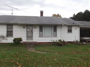 1209 Fairgrove Church Rd SE, Conover, NC 28613