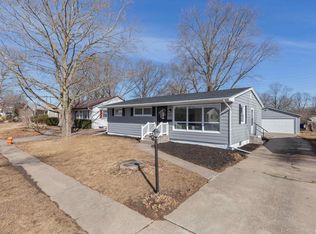 3534 37th St, Moline, IL 61265