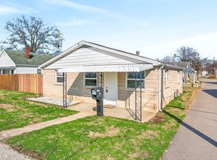 2031 Elm St, Columbus, IN 47201