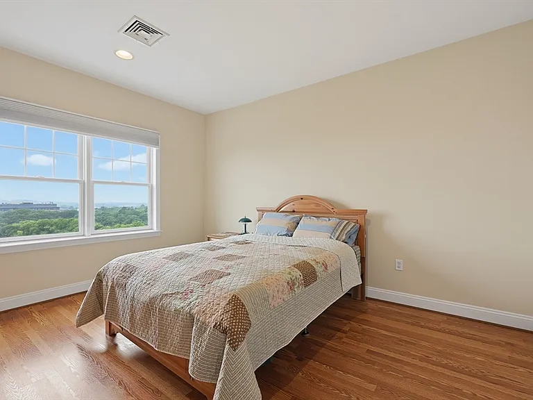 142 Bigelow St #304 — Photo 12