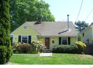 16 Fairfield Ave, Darien, CT 06820