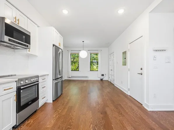 366 2nd Street image 1 of 16