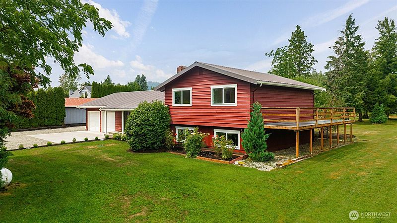 3rd image of 22299 Cully Road