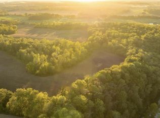 12 Sturgeon Creek Rd, Cedar Hill, TN 37032