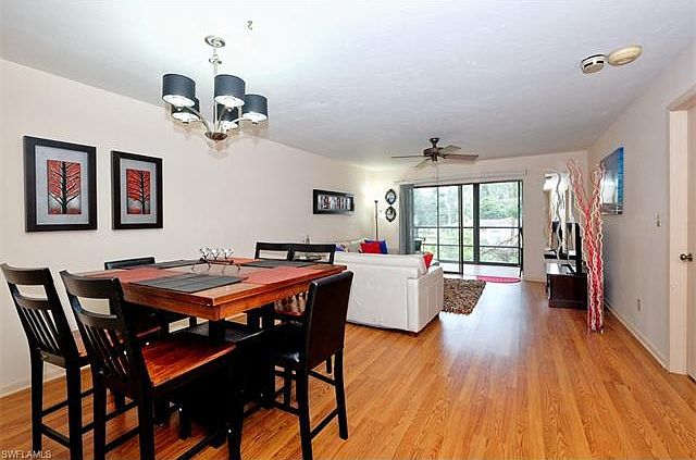 1st image of 128 Pinebrook Dr