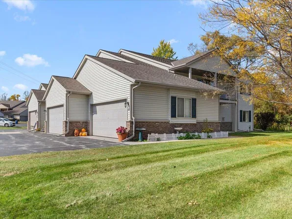 934 Spring COURT, West Bend, WI 53095