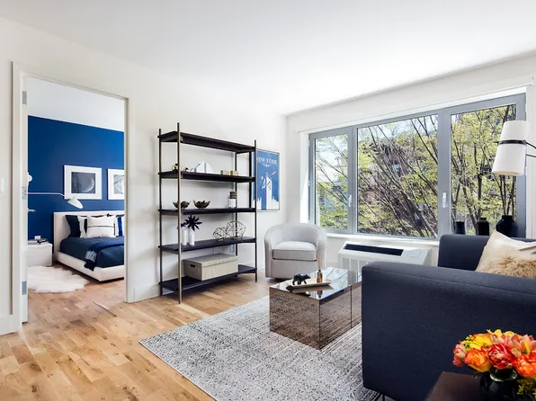 180 Franklin Avenue image 2 of 14