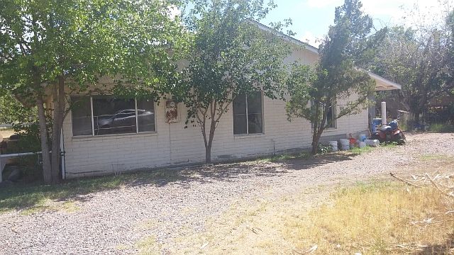 2nd image of 703 E Nance St