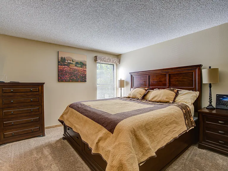 431 Wright St #209 — Photo 4