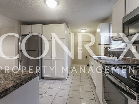 3rd image of 6864 Cordova Dr